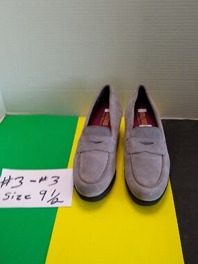 Munro Light Gray Suede Penny Loafers